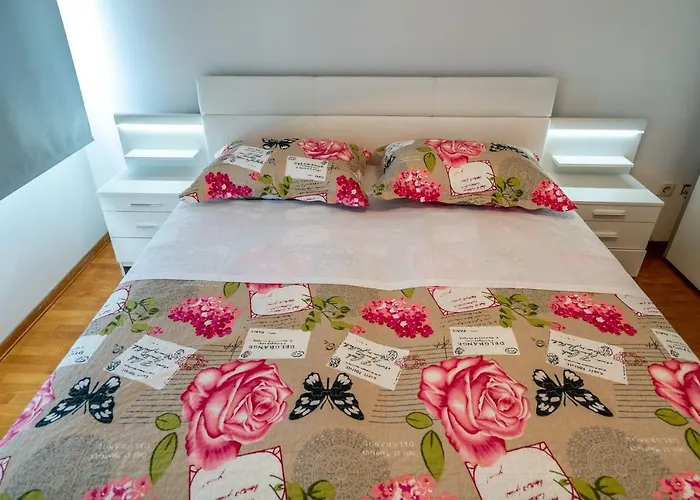 Διαμέρισμα Split3 *